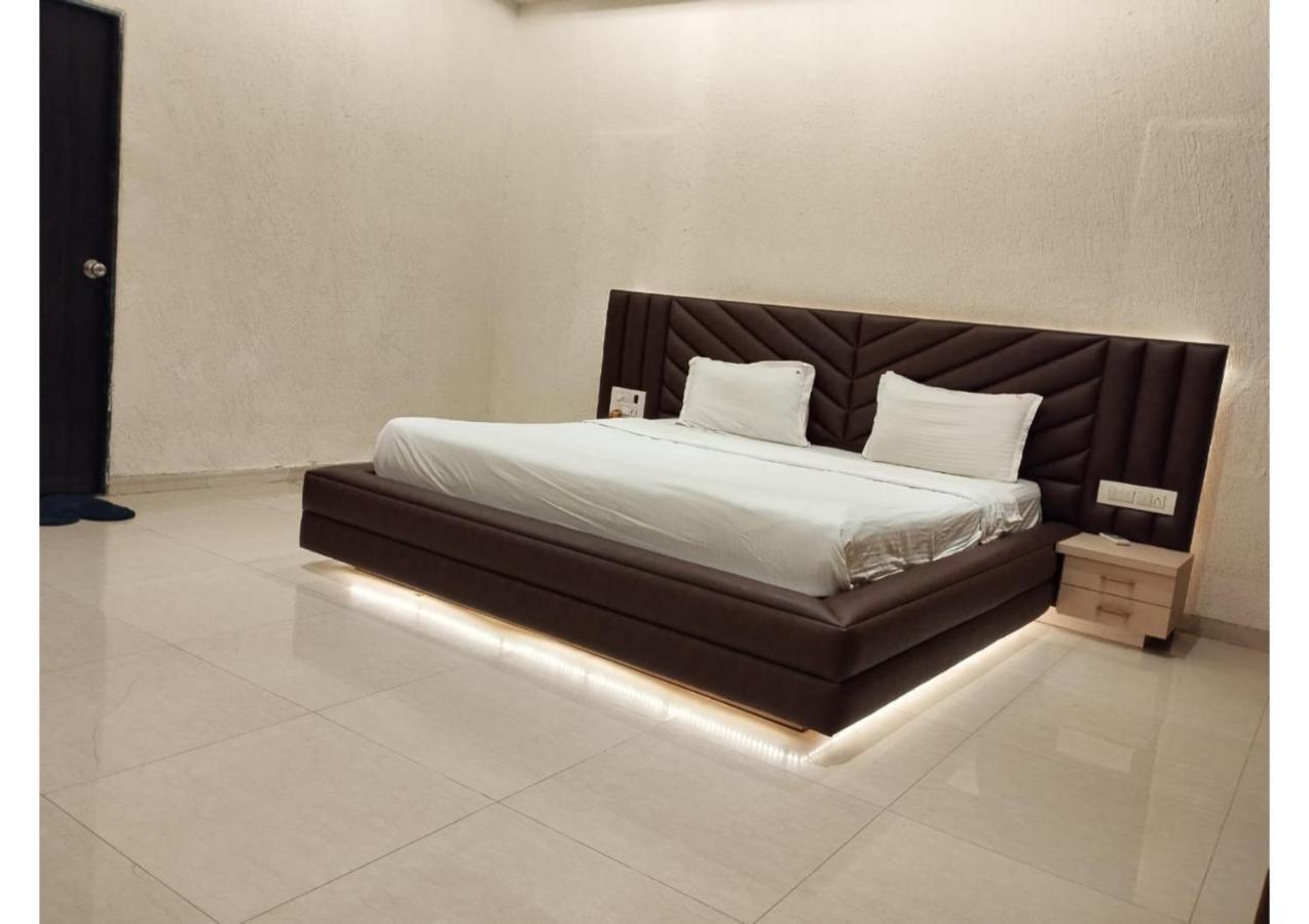 Air Infinity Casa Pool 5Bhk Villa Igatpuri Exterior photo